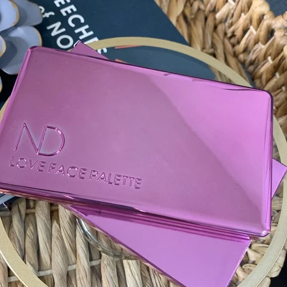 Natasha Denona Love Face Palette - Picture 2 of 7